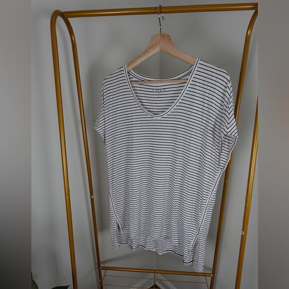 EUC Loft stripe tee - Picture 1 of 4